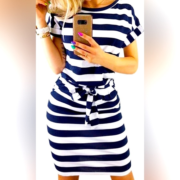 Cute and Comfy Dress! - Picture 1 of 4